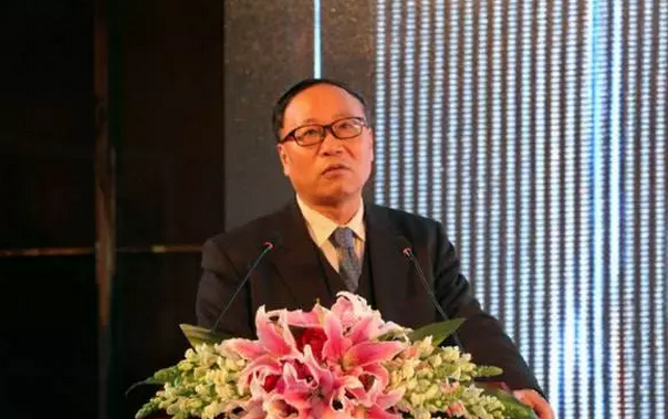 經(jīng)濟(jì)學(xué)家范劍平：2017年中國(guó)經(jīng)濟(jì)最大風(fēng)險(xiǎn)在哪？