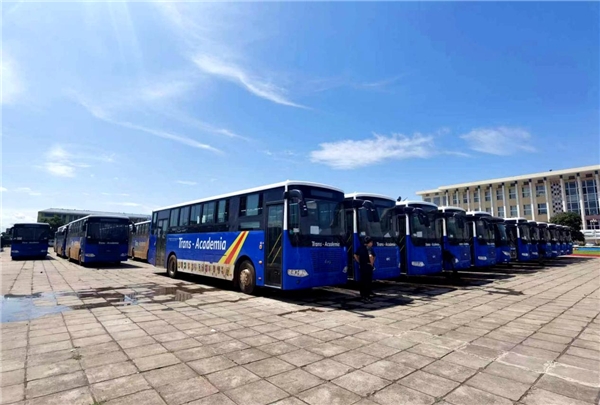 中國制造加速“出?！?！120輛安凱客車出口剛果金