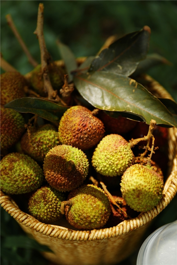 喜茶又有新聯名？“攜手”蘇東坡上新三款荔枝飲